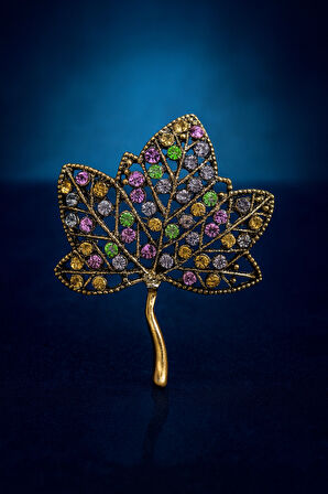 Altın Kaplama Renkli Taşlı Yaprak Formlu Çelik Broş Zarif Tasarım