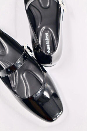 Gianna Rugan Tokalı Babet