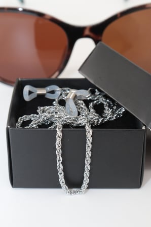 Sonsuzluk bağı çelik gümüş renk unisex gözlük zinciri. Özgün tasarım gözlük ipi askısı aksesuarı