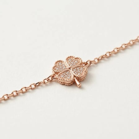 925 Ayar Yonca Figürlü Taş Detaylı Rose Gold Zincir Bileklik