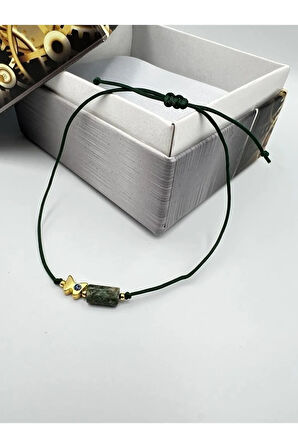 Sertifikalı Zümrüt Doğal Taş Bileklik Kelebek Obje Detaylı Makrome Örgülü Kilit El Işçiliği