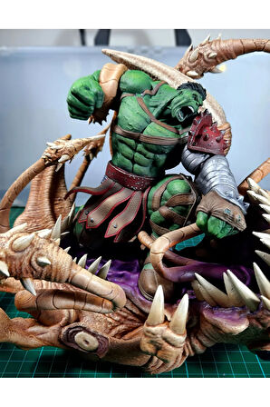 Hulk vs Planet Figür Savaşan Hulk Figür 25CM