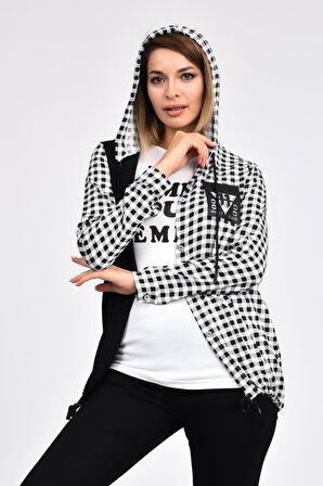 Kolları Katlanabilir Penyeli ve Yandan Cepli Kapüşonlu Beyaz Kadın Gömlek