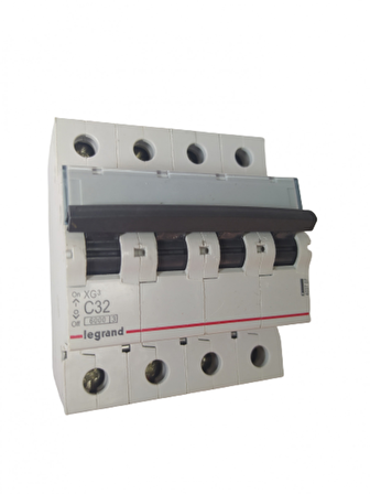 4X32A C/6KA OTOMATİK SİGORTA LEGRAND