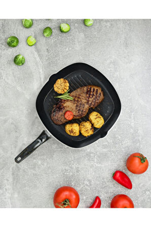28 cm Siyah Granit Grill Tava | Yapışmaz Yüzey | Kare Izgara Tava