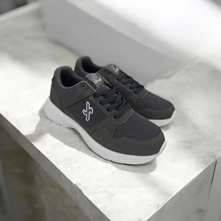 ERKEK RAHAT VE KONFORLU SNEAKER 