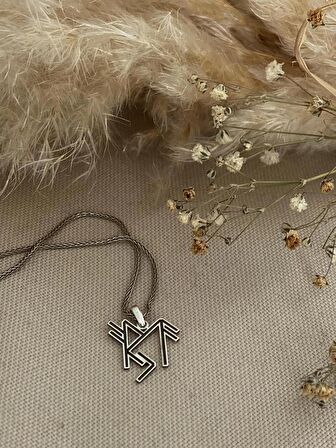 925 Ayar Gümüş Rune Kolye