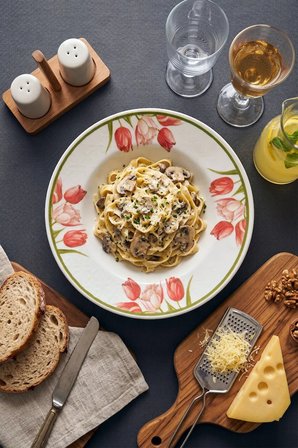 Salata ve Makarna Tabağı Lale Desenli (26 CM) – Modern Salata veya Makarna Kasesi