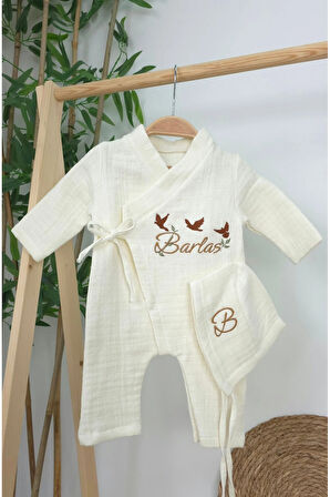 Müslin Yeni Doğan 4Katlı Organik %100Pamuk Kişiye Özgü Nakışlı Hastane Çıkış Seti(3'lü Kelebk Model)