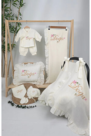 Müslin Yeni Doğan 4Katlı Organik %100Pamuk Kişiye Özgü Nakışlı Hastane Çıkış Seti(Çiçekli Model-1)