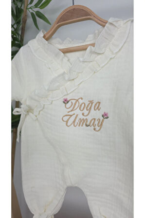 Müslin Yeni Doğan 4Katlı Organik %100Pamuk Kişiye Özgü Nakışlı Hastane Çıkış Seti (Çoklu Kalp-1)