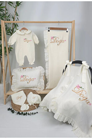Müslin Yeni Doğan 4Katlı Organik %100Pamuk Kişiye Özgü Nakışlı Hastane Çıkış Seti(Çiçekli Model-1)