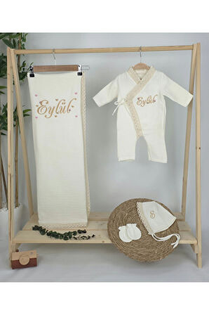 Müslin Yeni Doğan 4Katlı Organik %100Pamuk Kişiye Özgü Nakışlı Hastane Çıkış Seti (Kalpli Model-5)