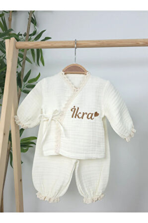 Müslin Yeni Doğan 4Katlı Organik %100Pamuk Kişiye Özgü Nakışlı Hastane Çıkış Seti (Kalpli Model-6)