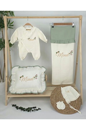 Müslin Yeni Doğan 4Katlı Organik %100Pamuk Kişiye Özgü Nakışlı Hastane Çıkış Seti (Güllü Model-4)