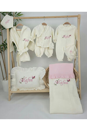 Müslin Yeni Doğan 4Katlı Organik %100Pamuk Kişiye Özgü Nakışlı Hastane Çıkış Seti(Kelebekli Papatya)