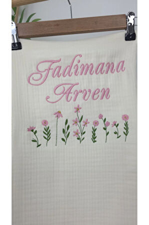 Müslin Yeni Doğan 4Katlı Organik %100Pamuk Kişiye Özgü Nakışlı Hastane Çıkış Seti (Çoklu Papatya)