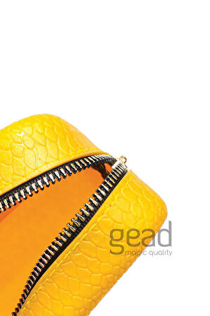 Kaliteli Küçük Silikon Makyaj Çantası - Kokulu Lüx Sarı