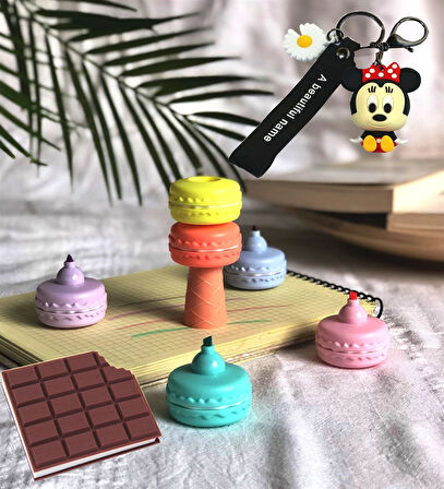 Makaron 6'lı Keçeli Kalem ve Çikolata Kokulu Misgibi Defter Anahtarlık  set