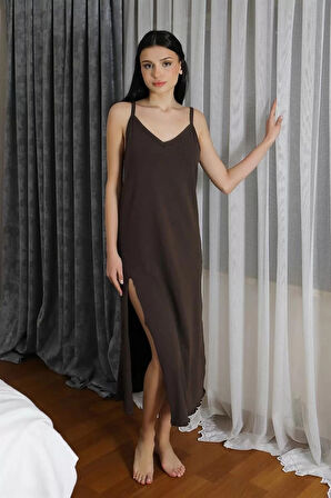 Moda Kadın İp Askılı Uzun Yırtmaçlı Pamuk Penye Gecelik Kahve