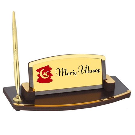 Türk Bayrağı Detaylı Lüks Ahşap Masa İsimliği – Gold Kalem Setli Masaüstü İsimlik
