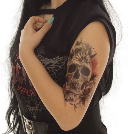 Kuru Kafa Ve Gül Desenli Geçici Dövme - Büyük Boy Su Geçirmez Realistik Skull Tattoo