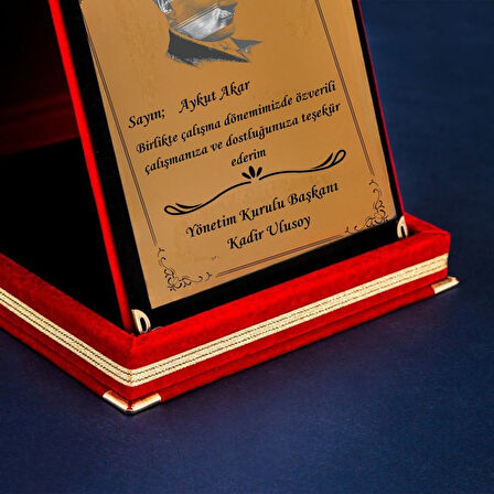 Kişiye Özel Atatürk Tasarımlı Plaket - Kadife Kutulu