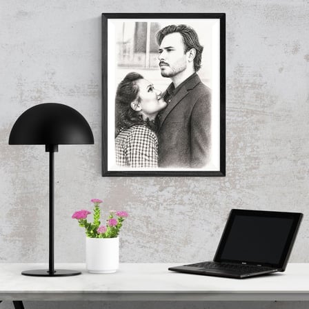 Sevgiliye Hediye Fotoğraftan Karakalem Resim Baskılı Yapışkanlı Çerçeve