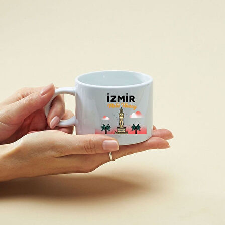 Kişiye Özel İzmir Tasarımlı Motto Kahve Fincanı – Şehir Aşıklarına Özel Şık Tasarım