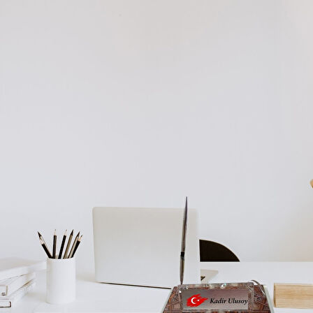 Kişiye Özel Türk Bayrak Tasarımlı Kristal Masa İsimliği - Kalemli ve Saatli Hediye