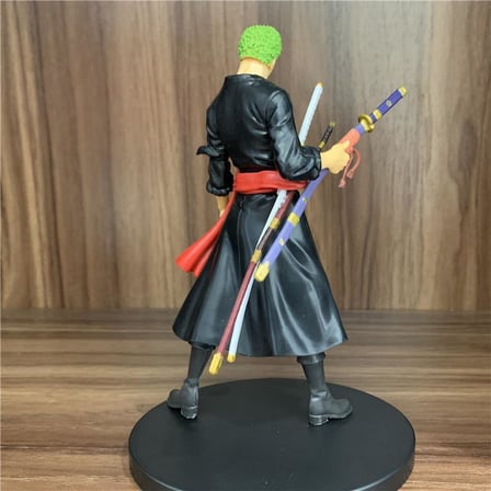 Roronoa Zoro Anime Aksiyon Figürü 18 cm Koleksiyonluk Oyuncak Masaüstü Biblo Model