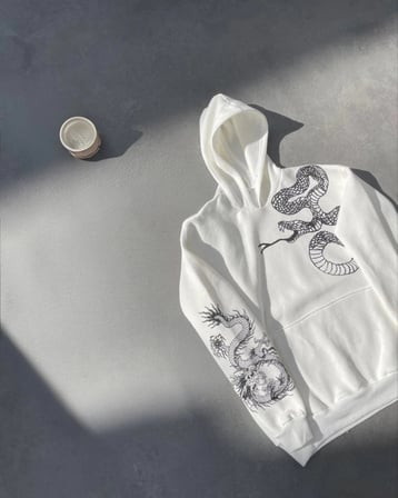 Uzun Kol Kapşonlu Baskılı SweatShirt