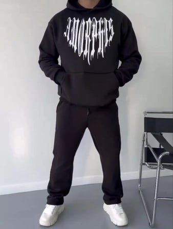 Uzun Kol Kapşonlu Baskılı SweatShirt