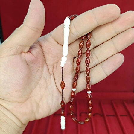 Kişiye Özel Kutulu Deve Kemiği İmameli Arpa Kesim Kınalı Kuka Tesbih – Şık Ahşap Hediye Kutulu Özel Tasarım