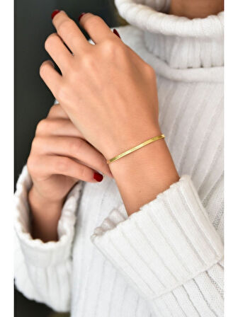 Altın Renk Su Yolu Model Çelik Bileklik – Şık ve Dayanıklı Aksesuar