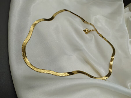 Altın Renk Su Yolu Model Çelik Bileklik – Şık ve Dayanıklı Aksesuar