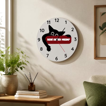 Beni Sever Misin? Tasarımlı Siyah Kedi Metal Duvar Saati - 29 cm Modern Mutfak ve Salon Saati