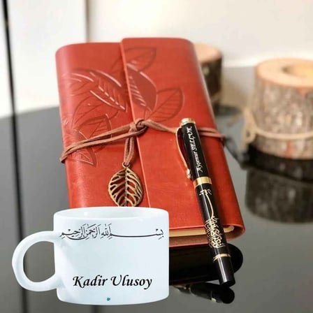 Kişiye Özel İsimli Besmele Yazılı Defter Kalem Kupa Hediye Seti - Ofis Hediyesi