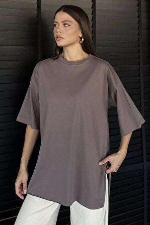 Kadın Bisiklet Yaka Yan Yırtmaç Detaylı Salaş T-shirt