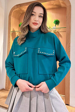 Yarım Balıkçı Yaka Çift Cepli Bel Bağlama Detaylı Şık Ve Konforlu Taşlı Sweatshirt