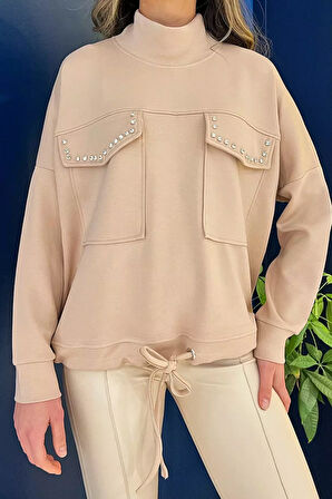 Yarım Balıkçı Yaka Çift Cepli Bel Bağlama Detaylı Şık Ve Konforlu Taşlı Sweatshirt