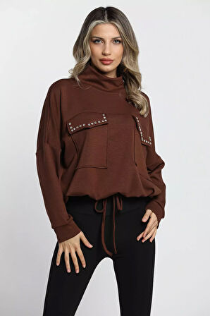 Yarım Balıkçı Yaka Çift Cepli Bel Bağlama Detaylı Şık Ve Konforlu Taşlı Sweatshirt