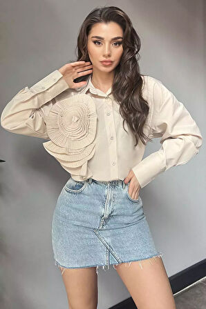 Gül Detaylı Tarz Kadın Gömlek