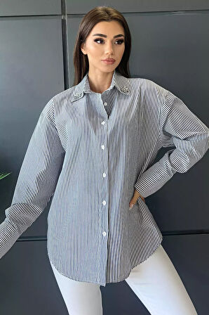 Yaka Taş Detaylı Çizgi Desenli Kadın Gömlek