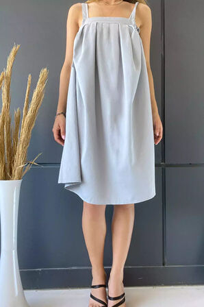 Kalın Askılı Yan Bağlamalı Gabardin Pileli Elbise