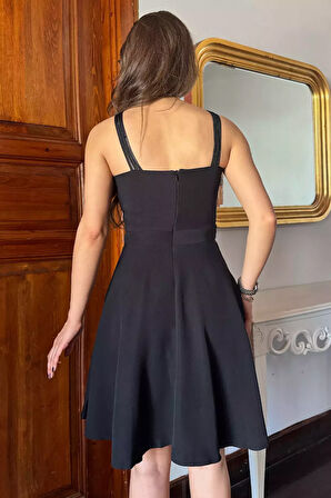 Metal Tokalı Kloş Abiye Elbise