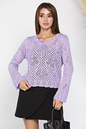 Ajurlu Yaka Bağcıklı Mevsimlik Triko Bluz