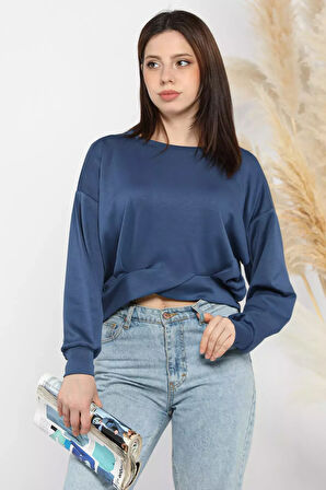 Kadın Bisiklet Yaka Pile Detaylı Sweatshirt
