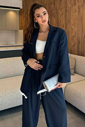 Kadın Astarlı Oversize Arka Yazılı Blazer Ceket