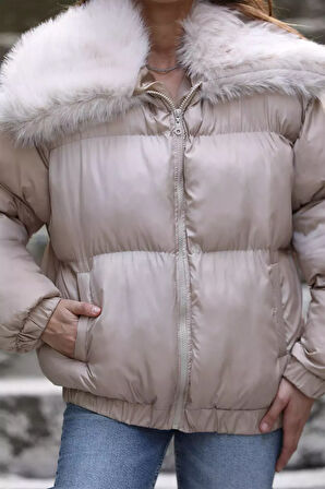 Kadın Astarlı Yaka Kürk Detaylı Şişme Mont